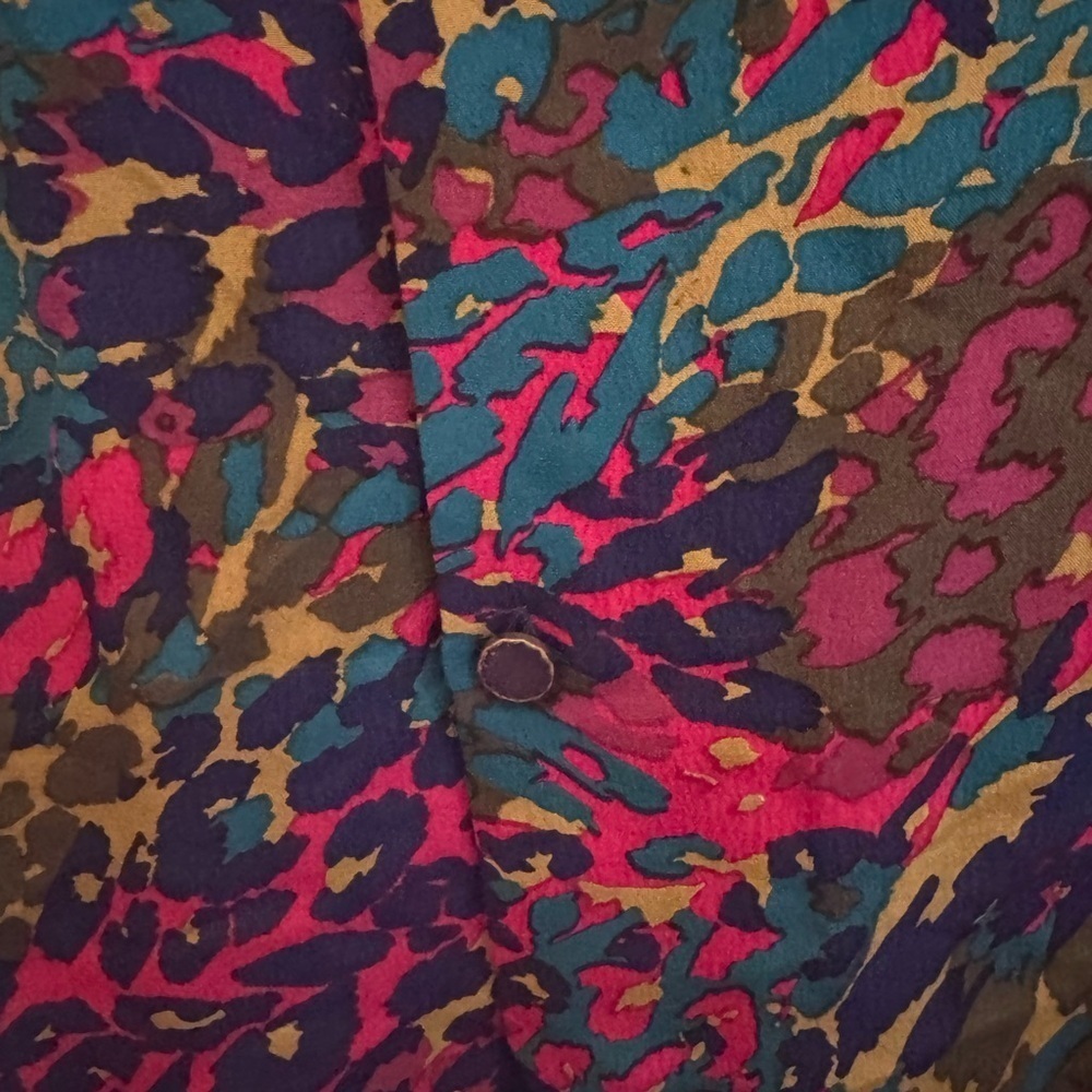 Britt Ryan 100% Silk Colorful Women's Top, button back - Picture 4 of 9